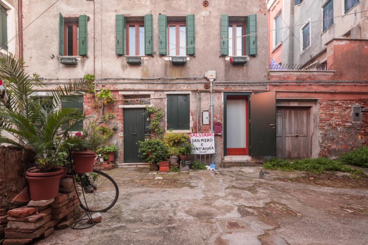 San Pietro Cozy Studio R&R Venedig Eksteriør billede